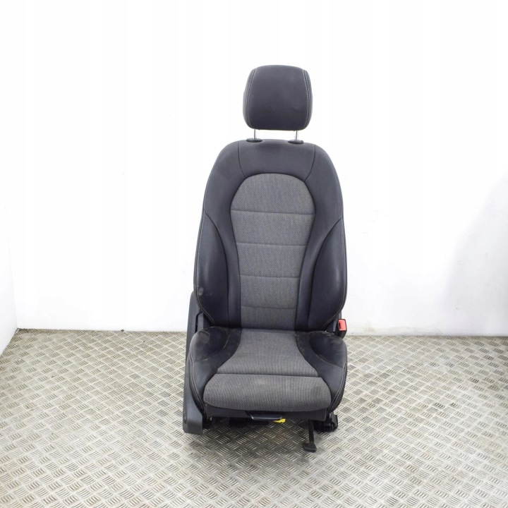 MERCEDES-BENZ C W205 2016 GARNITURE ENSEMBLE