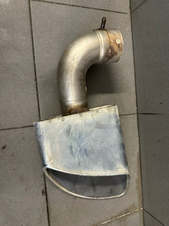 EMBOUT ÉCHAPPEMENT SILENCIEUX DROITE VW TOUAREG 7P 3.0 TDI 7P6253682S