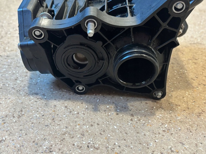 CHÂSSIS THERMOSTAT BMW 3 G20 G21 8642560