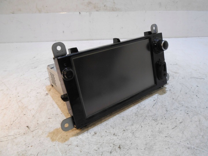 RENAULT CLIO IV 4 MONITEUR NAVIGATION RADIO CONSOLES RADIO 281152841R