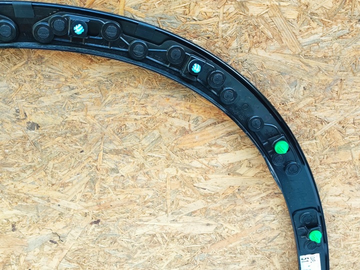 MOULURE REVÊTEMENT GARDE-BOUE GAUCHE AVANT AVANT MAZDA CX-60 CX 60 KR9R51W31