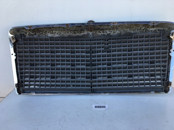 GRILLE CALANDRE RADIATEUR MERCEDES W124 1248880223 1985-1993