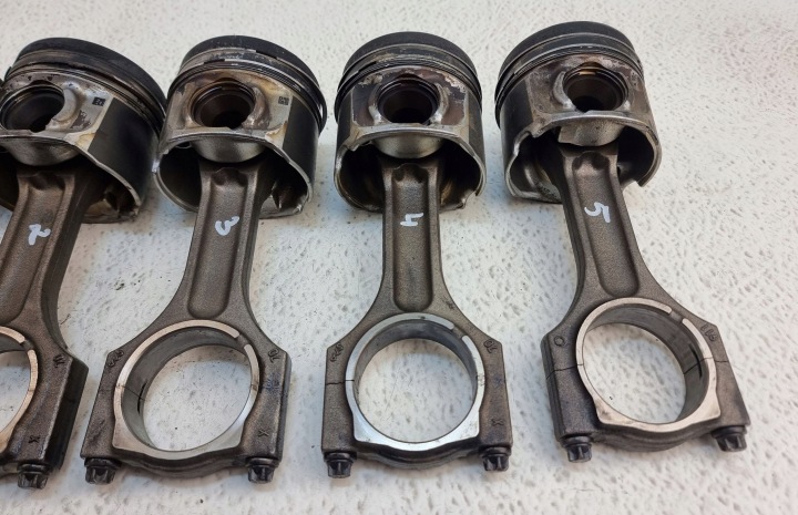 BMW X5 E70 LIFT 10-13 3.0 DIESEL N57D PISTON AVEC BIELLE 84L110