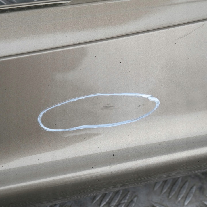BMW 1 E87 MOULURE REVÊTEMENT SEUIL DROIT SONORA A23