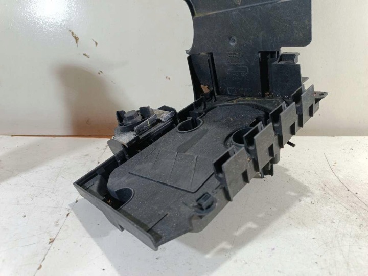 SUPPORT BATTERIE CITROEN C5 I LIFT 9650439480