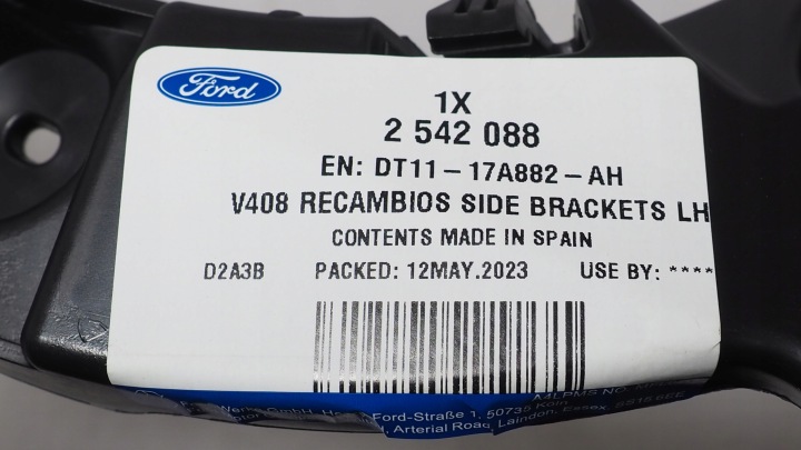 FORD TOURNEO CONNECT GLISSIÈRE PARE-CHOCS GAUCHE ARRIÈRE DT11-17A882-AH