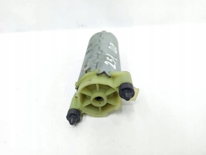 PETIT MOTEUR AVANT DROIT SIÈGES MERCEDES-BENZ E (W211) 0130002625 2.1L
