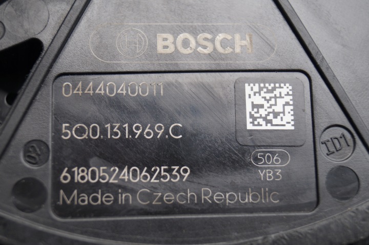 RÉSERVOIR POMPE ADBLUE VW TIGUAN II 2.0 5QF131877H 5Q0131969C 0444040011