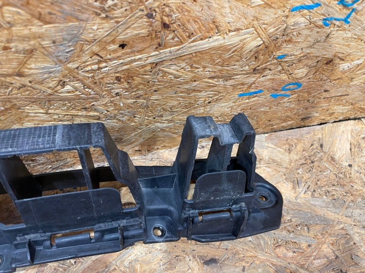 FORD TRANSIT TOURNEO COURIER MK1 I 14-23 POUTRE RENFORCEMENT PARE-CHOCS ARRIÈRE