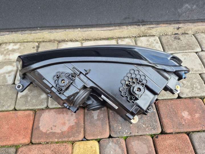 PHARE AVANT DROITE PROJECTEUR AVANT 2K1941016B VW CADDY LIFT (15-20)