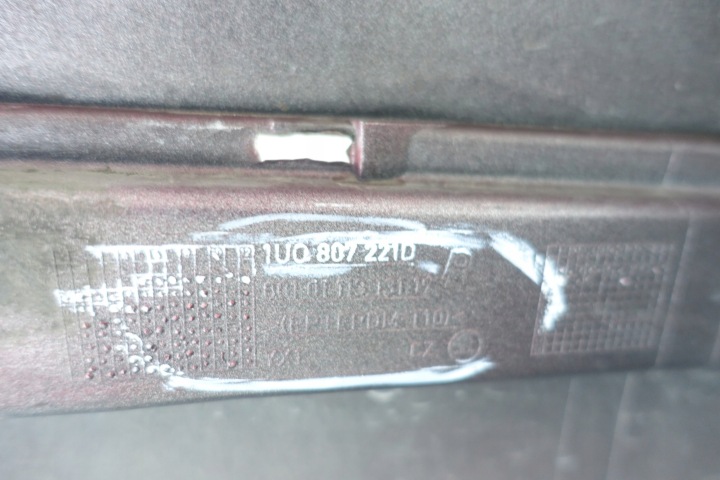 SKODA OCTAVIA I 1U0 LIFT 2000- PARE-CHOCS AVANT AVANT 1U0807221D