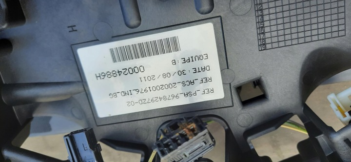 PROTECTION PRZECIWSLONEECZNA VISIÈRE CITROEN DS4 3000022657 96784297ZD