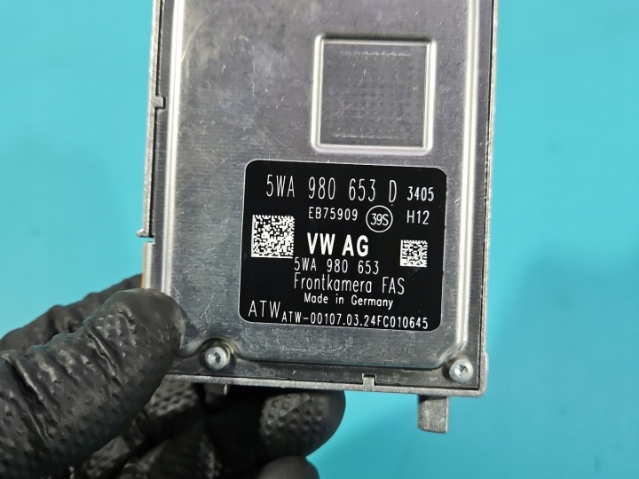 CAMÉRA AVANT RADAR SKODA OCTAVIA IV 5WA980653D