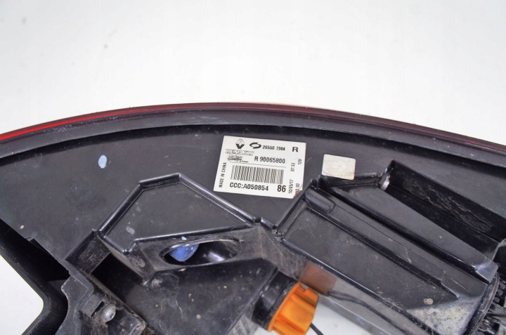 TX126 RENAULT KOLEOS II PHARE DROIT ARRIÈRE 265507984R 90065800 A050854