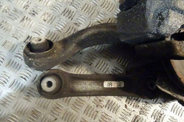 ROTULE DE DIRECTION AVANT DROITE BMW 5 (F10) 608216 2.0L DIESEL 135KW 2011