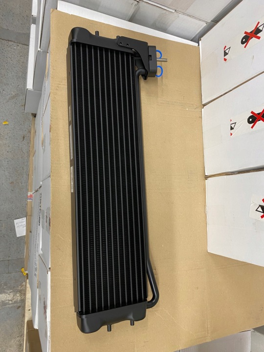 BMW RADIATEUR HUILES E60 E61 E63 QUALITÉ OE BEHR