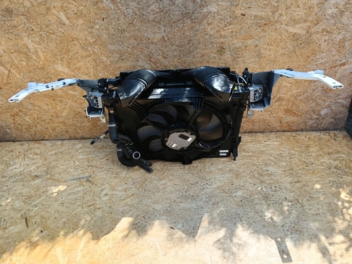 PANNEAU AVANT ENSEMBLE RADIATEURS VENTILATEUR JALOUSIE MASERATI LEVANTE