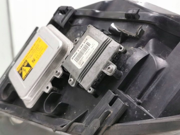 2008 BMW 5 E60 E61 PROJECTEUR 7044672