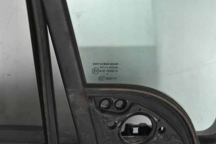 PORTES DROIT AVANT 9004Z6 9010H7 PEUGEOT PARTENAIRE II CITROEN BERLINGO II