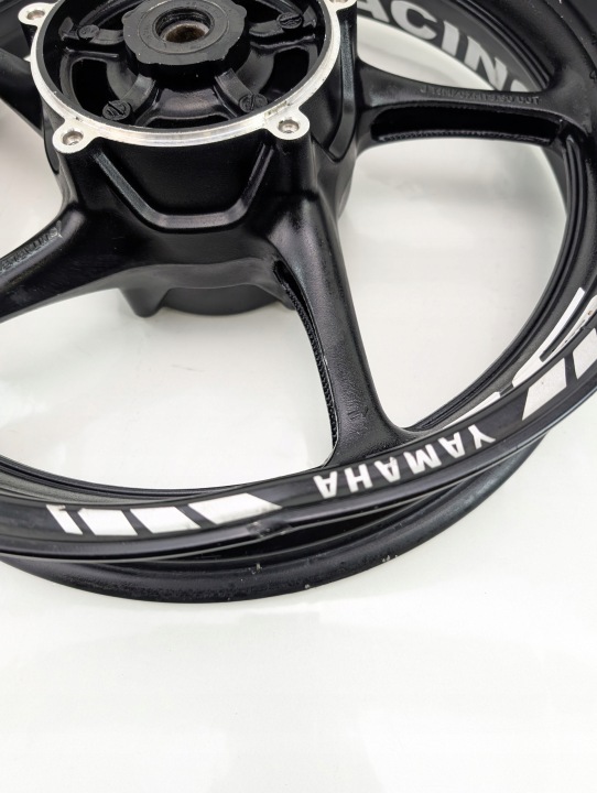 YAMAHA XJ6 N 09 16 JANTE AVANT AVANT