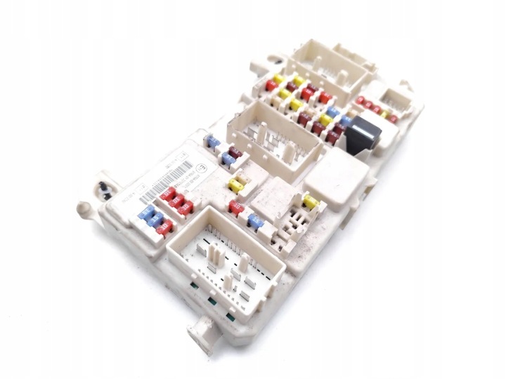 FORD FOCUS II MODULE FUSIBLE UCH 7M5T-14A073-FB