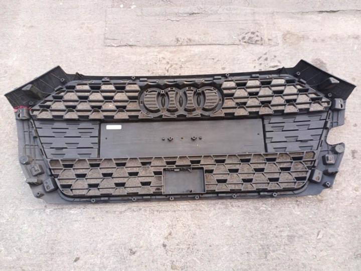 GRILLE CALANDRE CALANDRE AUDI A1 II 82A 82A853653 82A853653A 2018-
