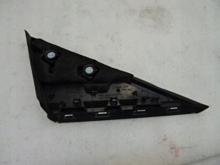 PEUGEOT 5008 T87 TRIANGLE BOUCHON GARDE-BOUE PZREDNIEGO GAUCHE