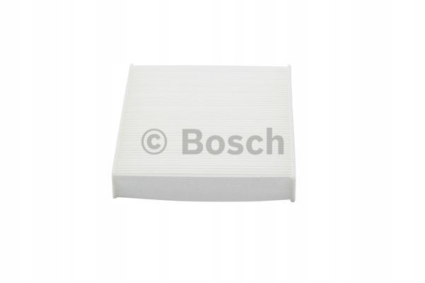 FILTRE BERLINE FORD FIESTA 02 1 987 432 087