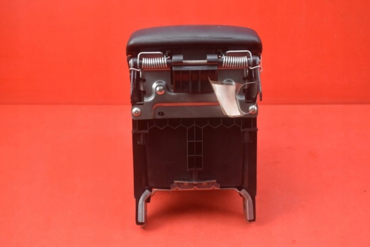ACCOUDOIR 92174AJ000 SUBARU LEGACY 5 V 09-13
