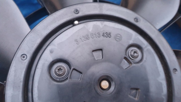 MERCEDES C-KLASA W205 205 CLA W117 VENTILATEUR