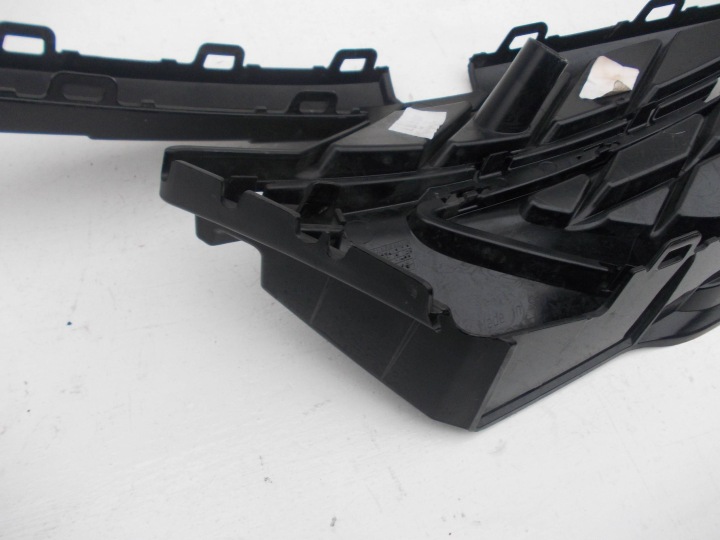 GRILLE PARE-CHOCS AVANT AVANT DROITE SEAT CUPRA FORMENTOR 5FF853666D