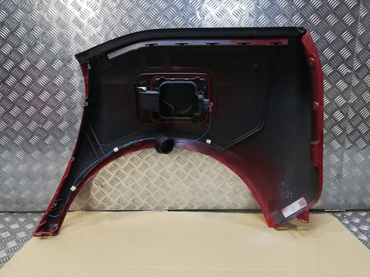BMW I3 AILE ARRIÈRE DROIT ROUGE C32