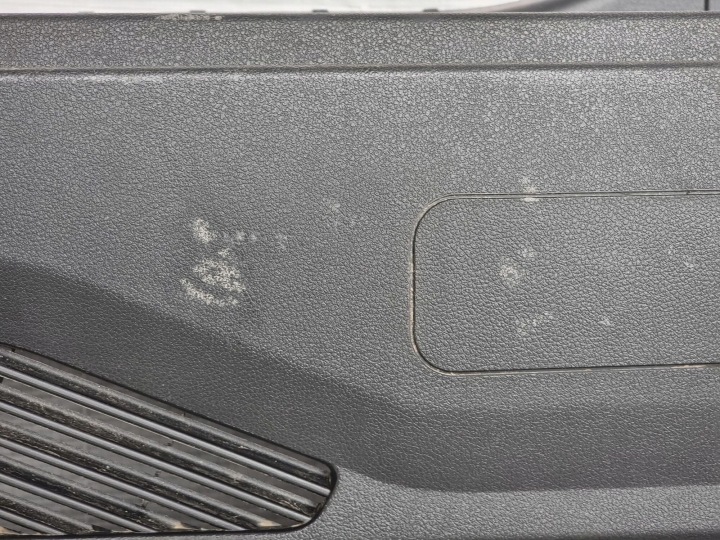 GARNITURE COLLECTEUR COUVERCLES DE COFFRE DROIT ARRIÈRE OPEL COMBO E 98169204ZD
