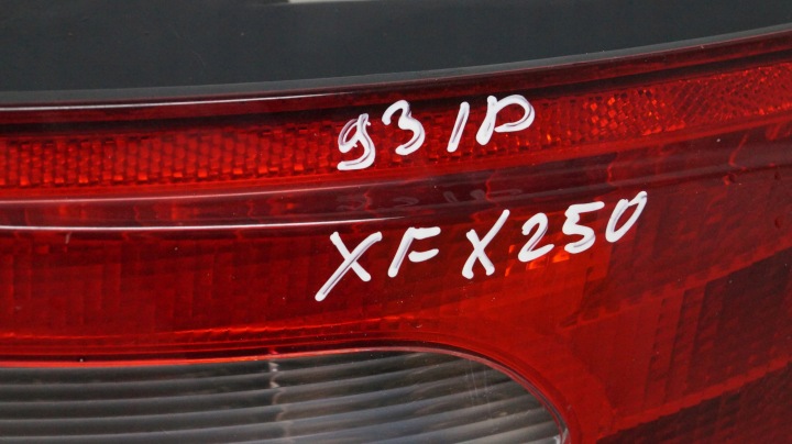 PHARE DROIT ARRIÈRE DROITE ARRIÈRE JAGUAR XF I X250 AVEC
