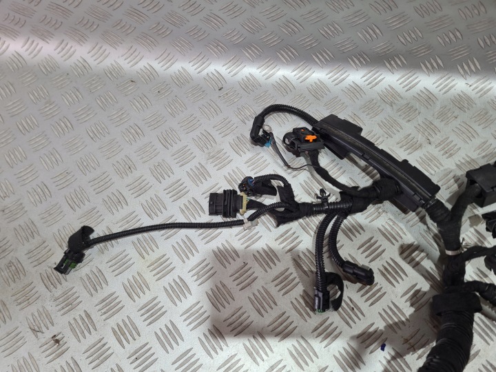 FAISCEAU DE CÂBLES INSTALLATION ÉLECTRIQUE MOTEUR OPEL ASTRA J 1.6 16V A16XER