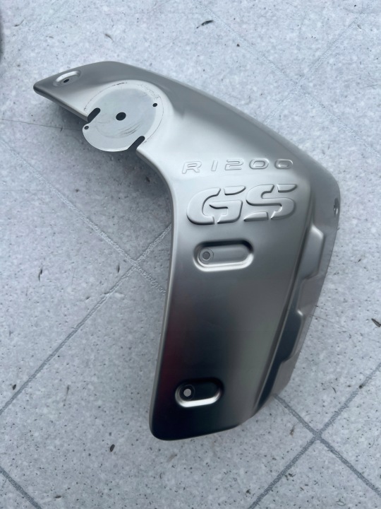 PROTECTION LATÉRALE DROITE BMW R1200GS K25 BMW 7700874