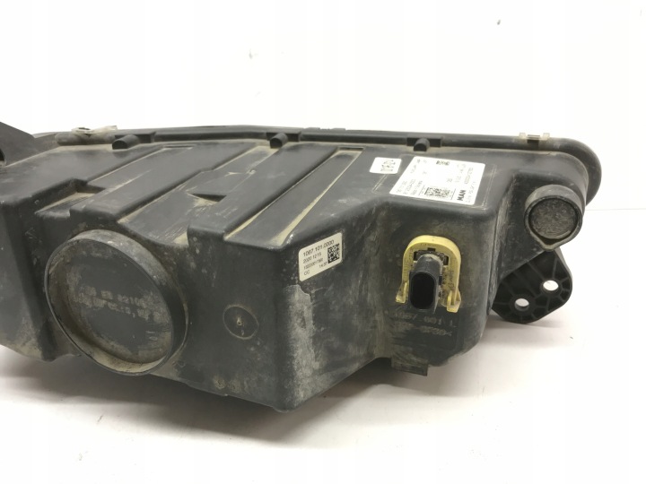 PHARE PHARES ANTIBROUILLARD ANTIBUÉE MAN TGX 81252040003