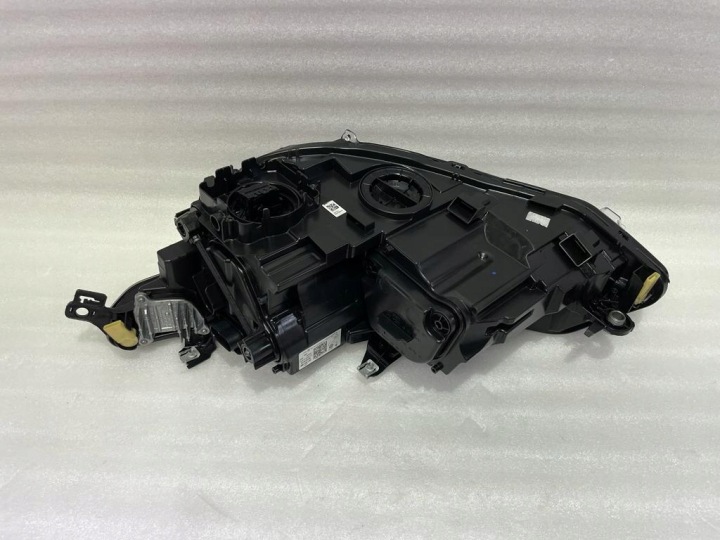 VW GOLF 8 COMPLET LED IQ PHARE GAUCHE DROITE