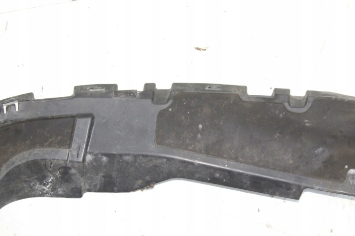 13470. MERCEDES W205 GUIDE D'AIR A2055051830