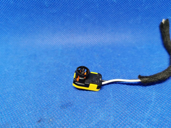 PUCE PUCE FAISCEAU DE CÂBLES AIRBAG ORIGINAL AUDI VW SKODA 4G0972562