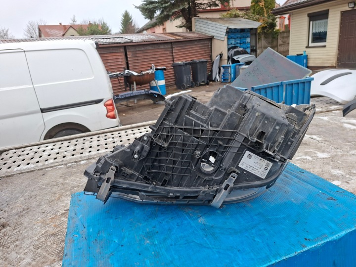 BMW 5 G30 G31 PHARE AVANT AVANT DROITE COMPLET LED ADAPTIVE 8499122 EUROPE