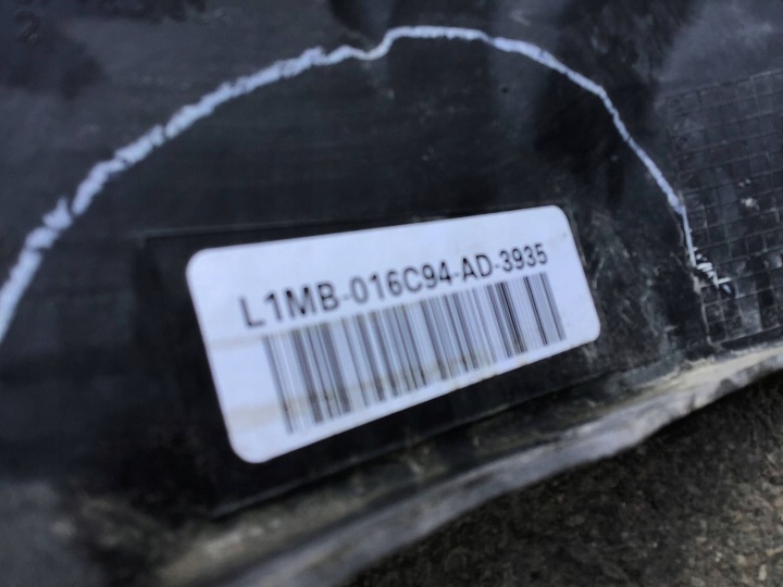 2021 FORD EXPLORER VI AUTRE PIÈCE CHAMBRES MOTEUR L1MB016C94AD