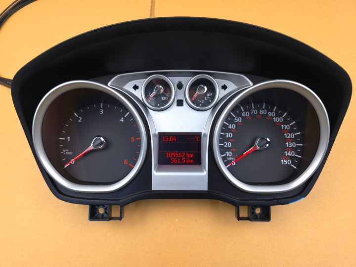 FORD KUGA MK1 FOCUS MK2 LIFT C-MAX I RESTYLAGE COMPTEUR MONITEUR 2010 ANNÉE DIESEL