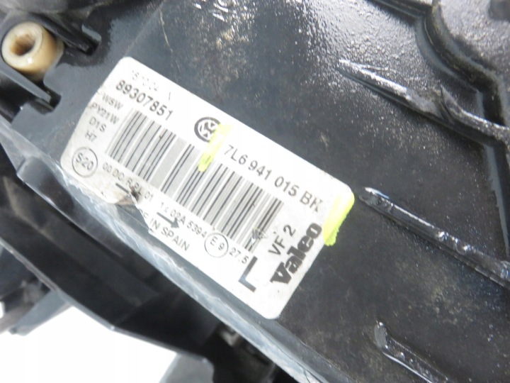 PHARE GAUCHE AVANT VW TOUAREG I