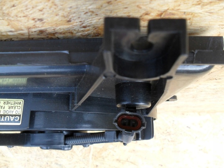 KIA CARENS FJ 2004- VENTILATEUR
