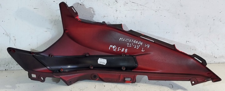 CÔTÉ REVÊTEMENT RÉSERVOIR GAUCHE 4801D012A DUCATI MULTISTRADA V4 RALLY 2022-2023R