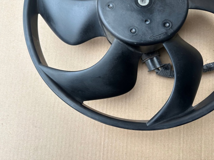 RENAULT TWINGO II VENTILATEUR 8200531118