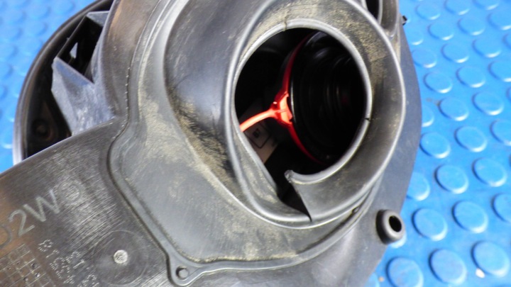 CLAPET GOULOTTE DE REMPLISSAGE CARBURANTS Y40R Z176 Z22Y OPEL ASTRA K V UNIVERSEL