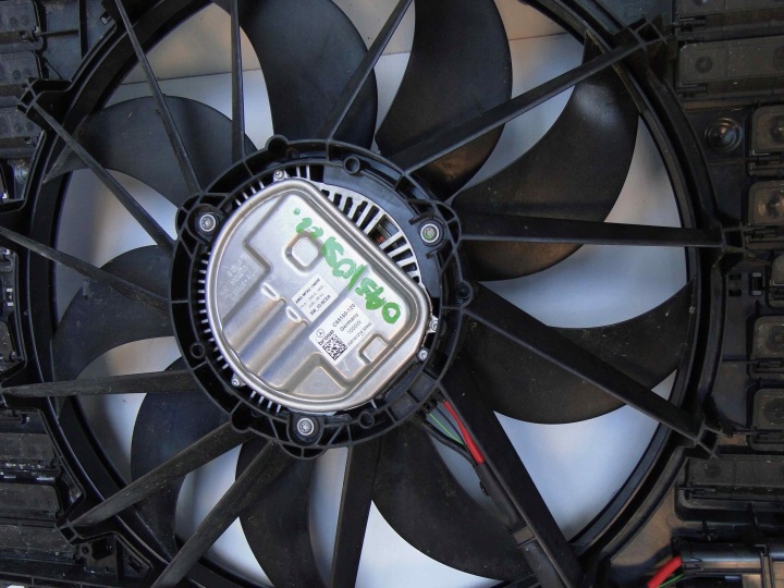 MERCEDES W177 177 VENTILATEUR VENTILATEUR 1000W 45 AMG