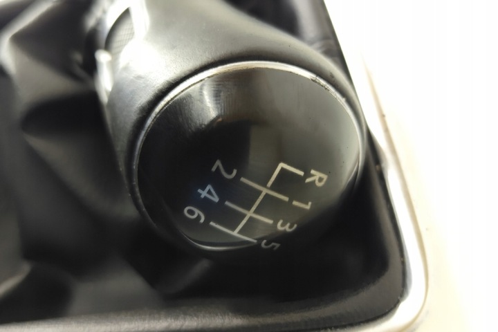 POMMEAU DE VITESSE CHANGEMENTS VITESSE VW TIGUAN (5N_) 5N0711113N 2.0L DIESEL 103KW 2014